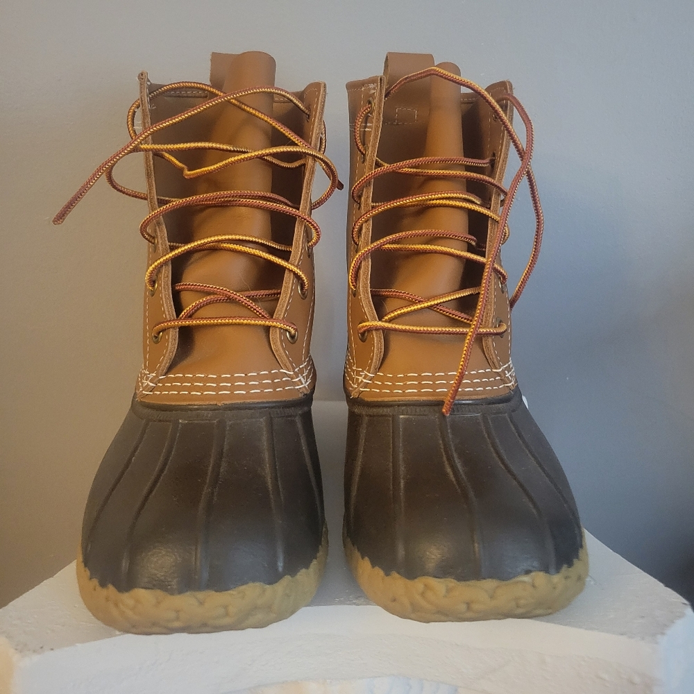 Women's Size 7 8" L.L Bean Duck Boots